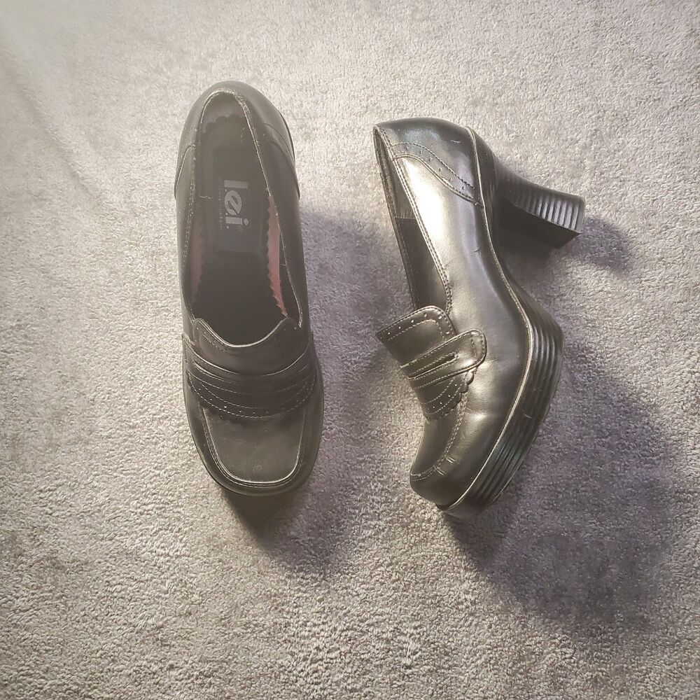 Vintage Y2K LEI Chunky  Loafers Size 7 Kitten Heel Blocky Tumblr Twee